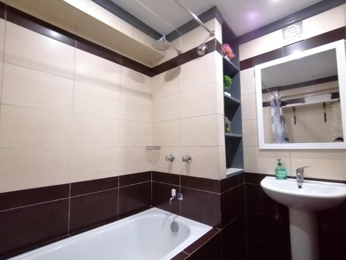 Condo Azur Suites E507 Near Airport, Netflix, Stylish, Cozy With Swimming Pool Lapu-Lapu City Exterior photo